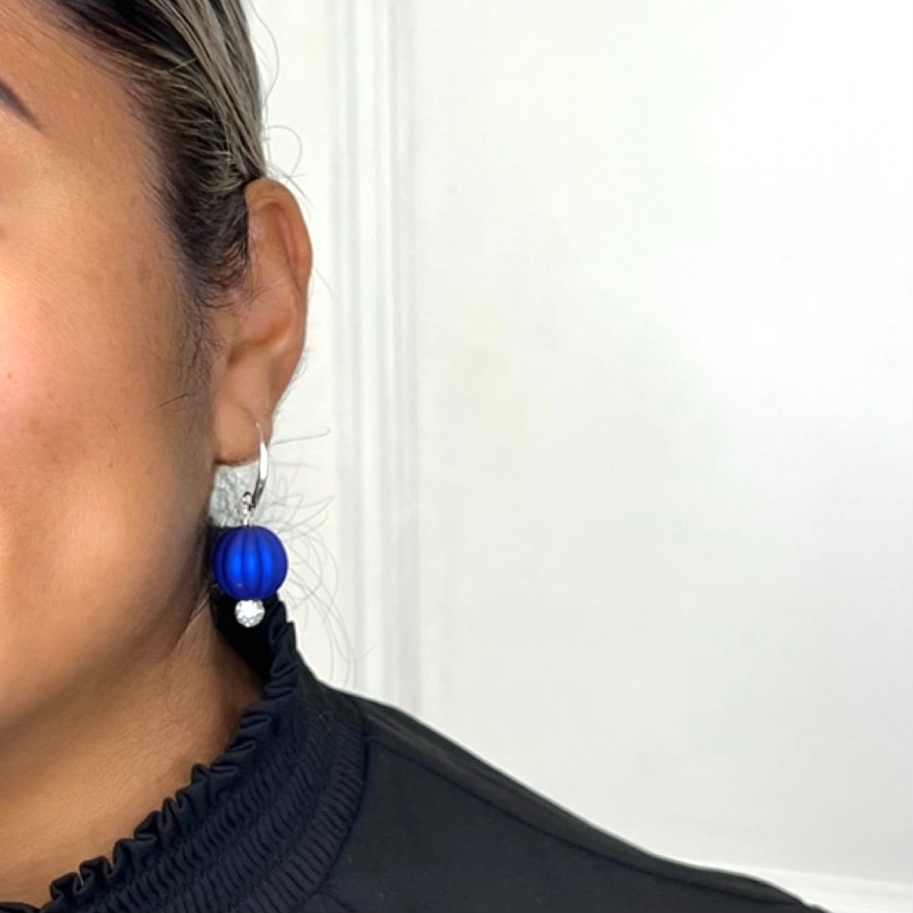 Zeta Love Blue Earring