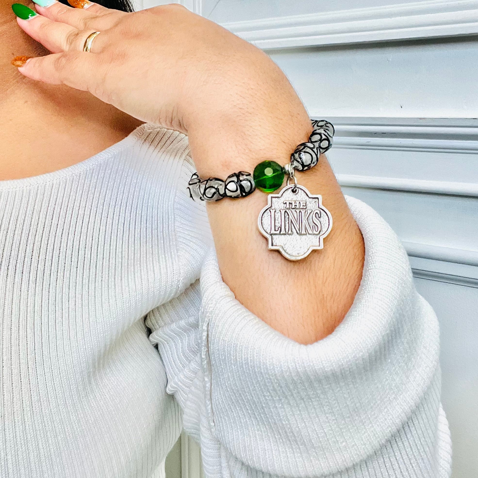 Links Scroll Bracelet