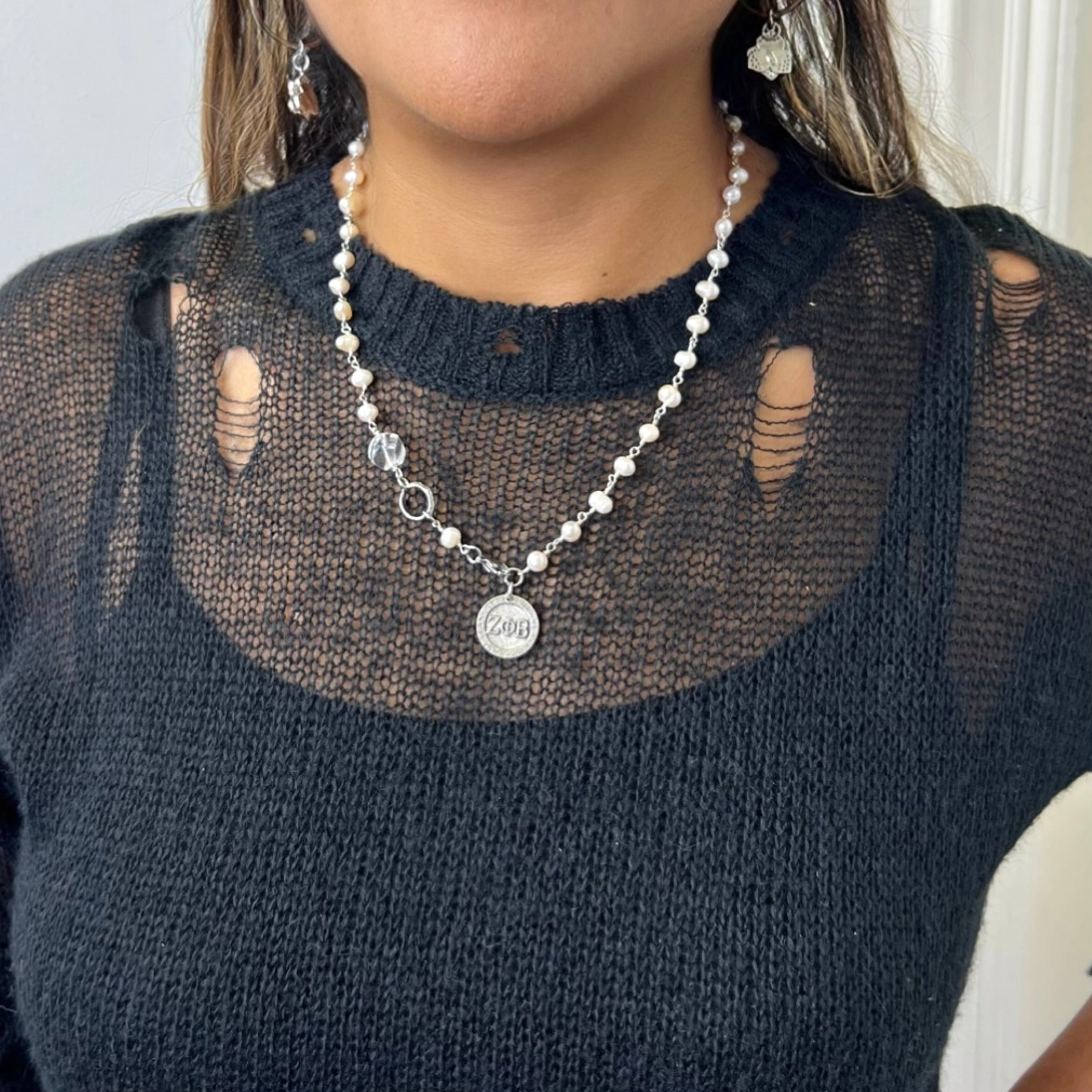 ZETA Refined Madrid Pearl Necklace