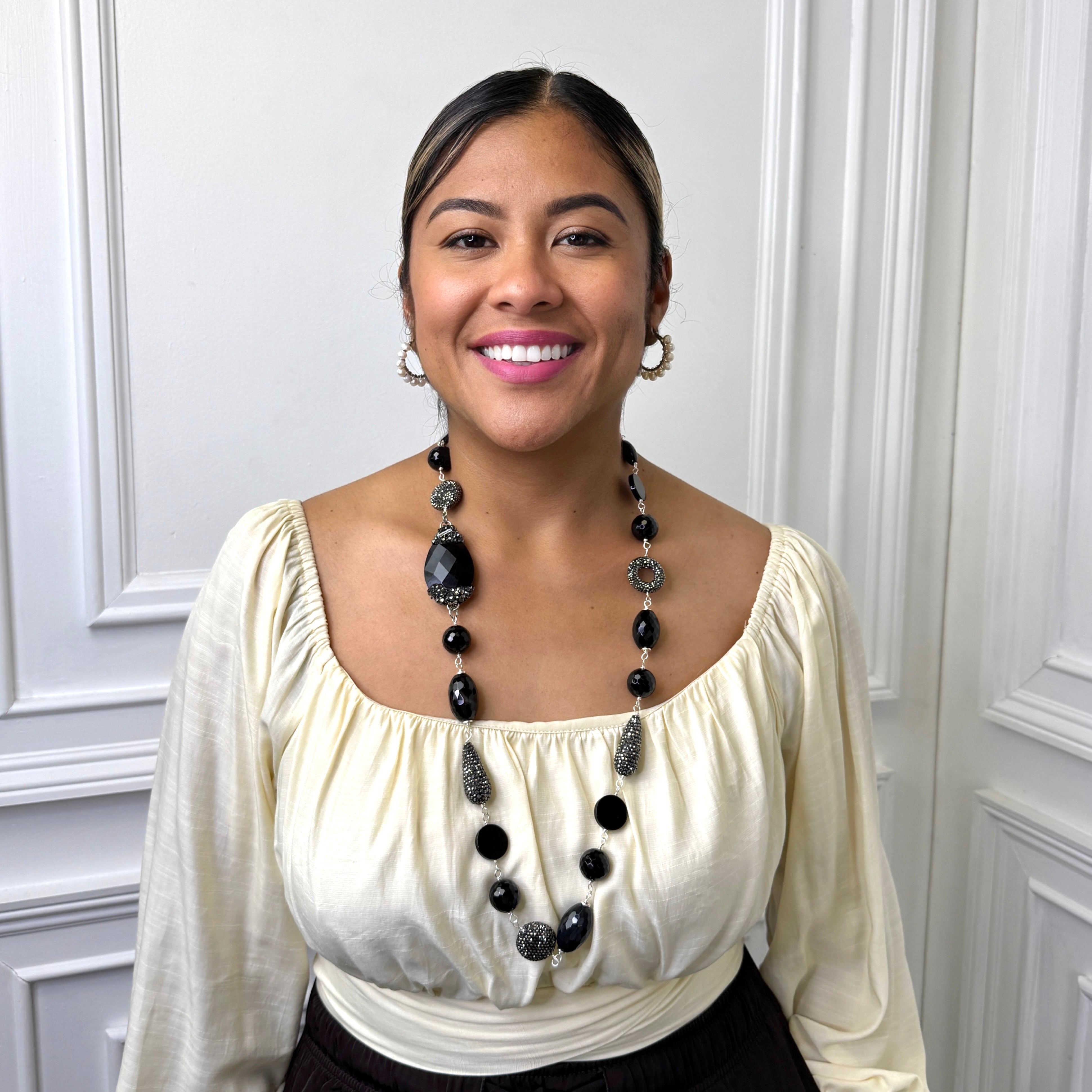 Noir Beauty Necklace