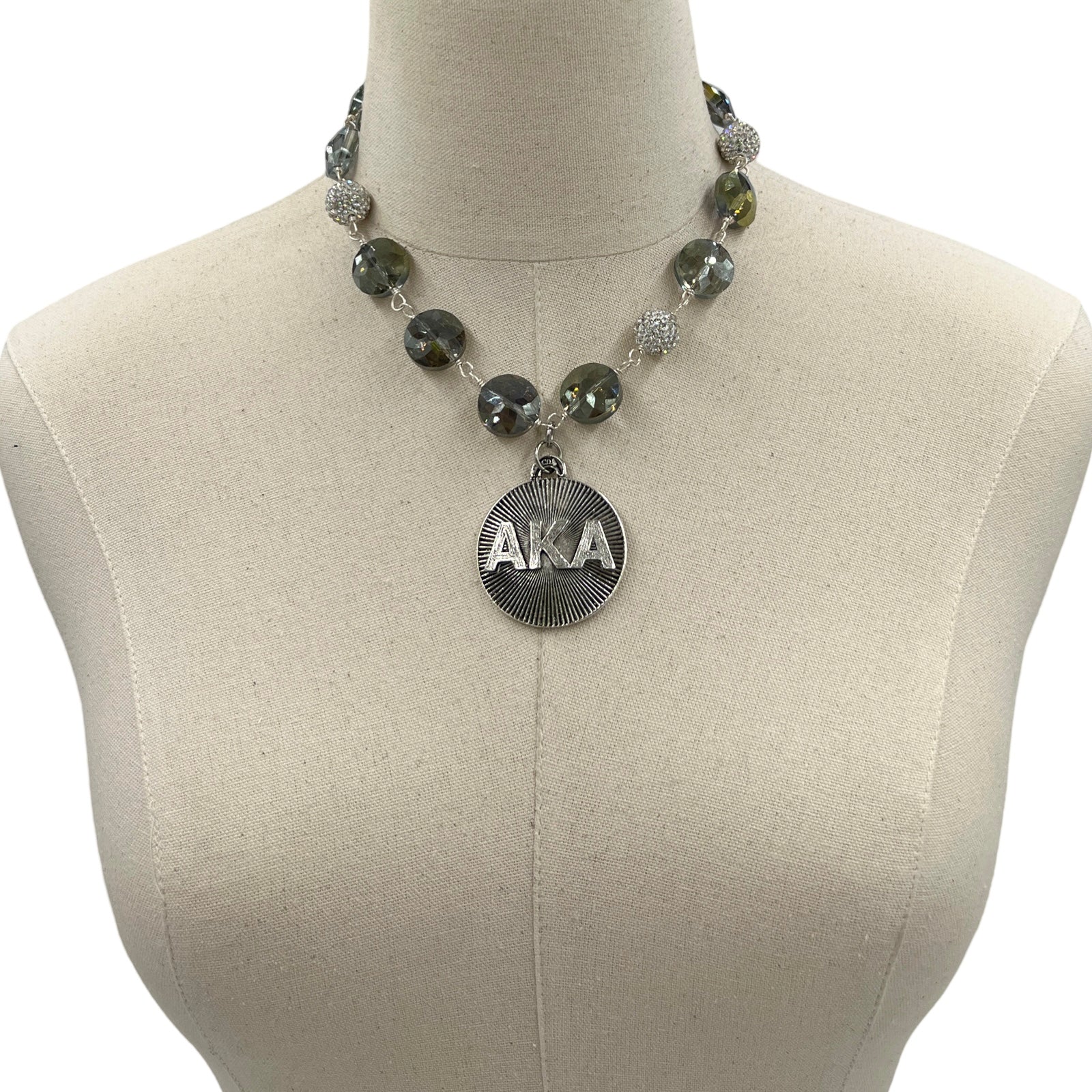 AKA Flor Lite Necklace