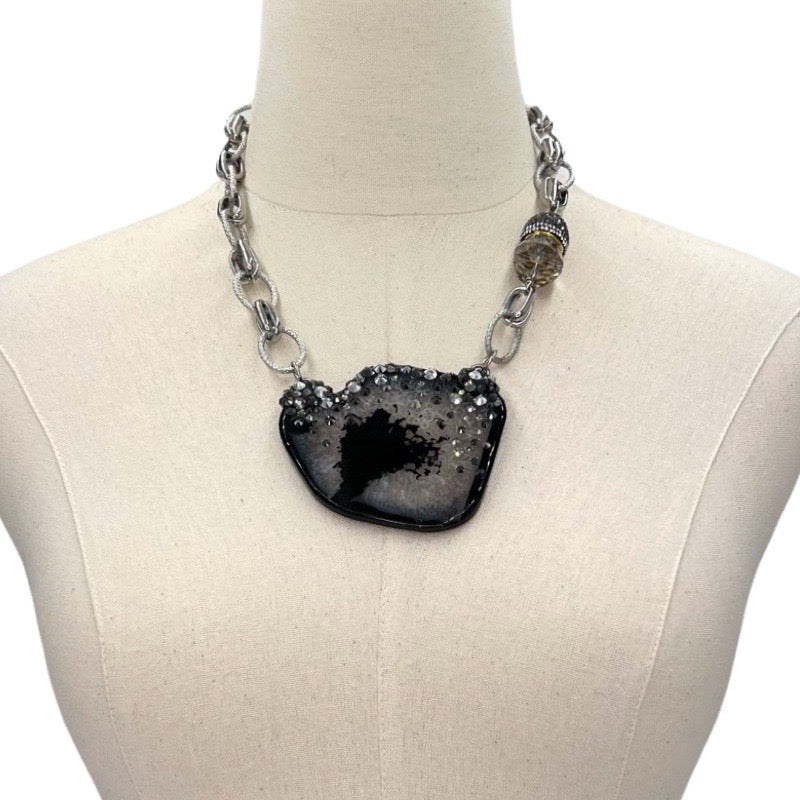 Black Pendant Necklace