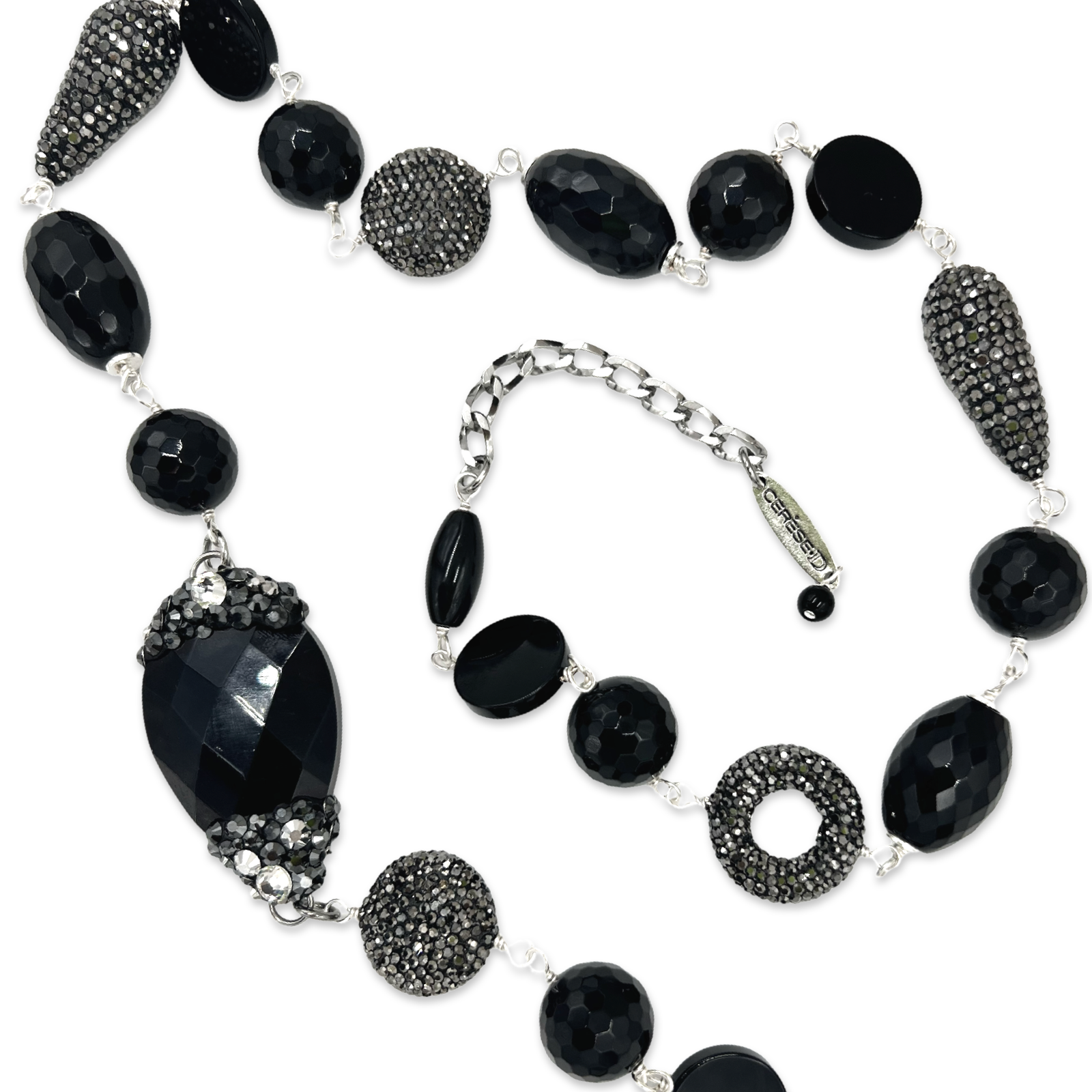 Noir Beauty Necklace