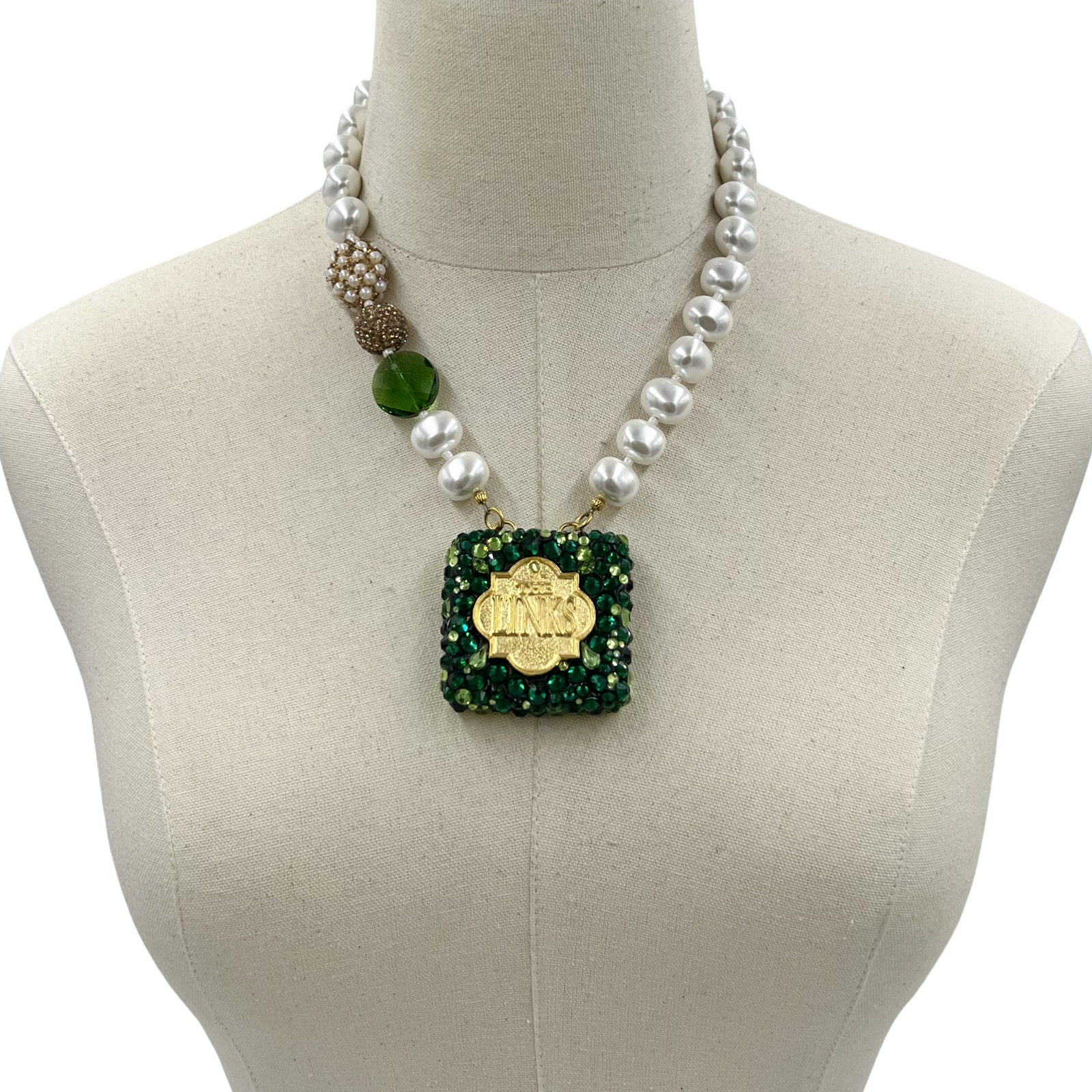 Links Toots Necklace