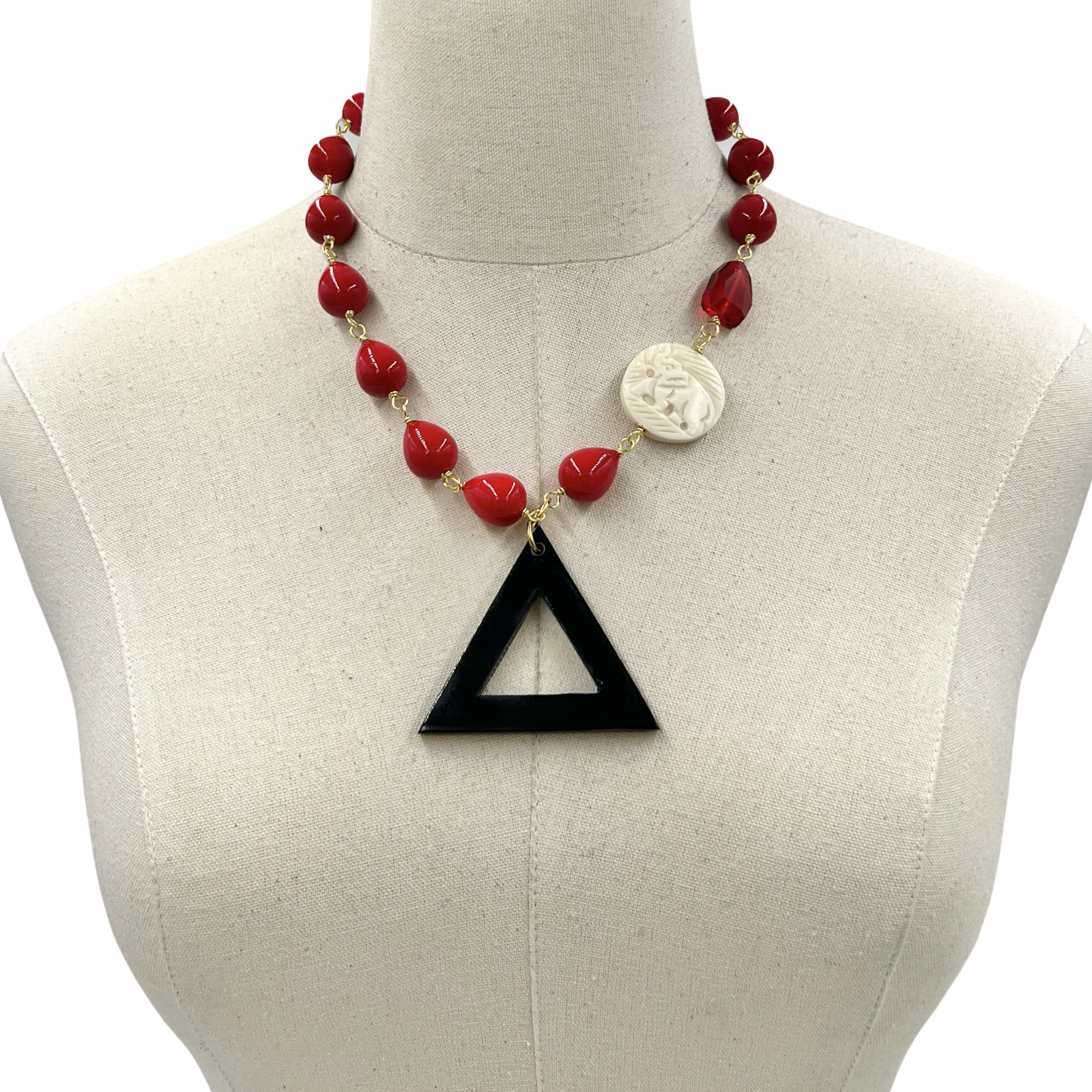 Ellie Red Necklace