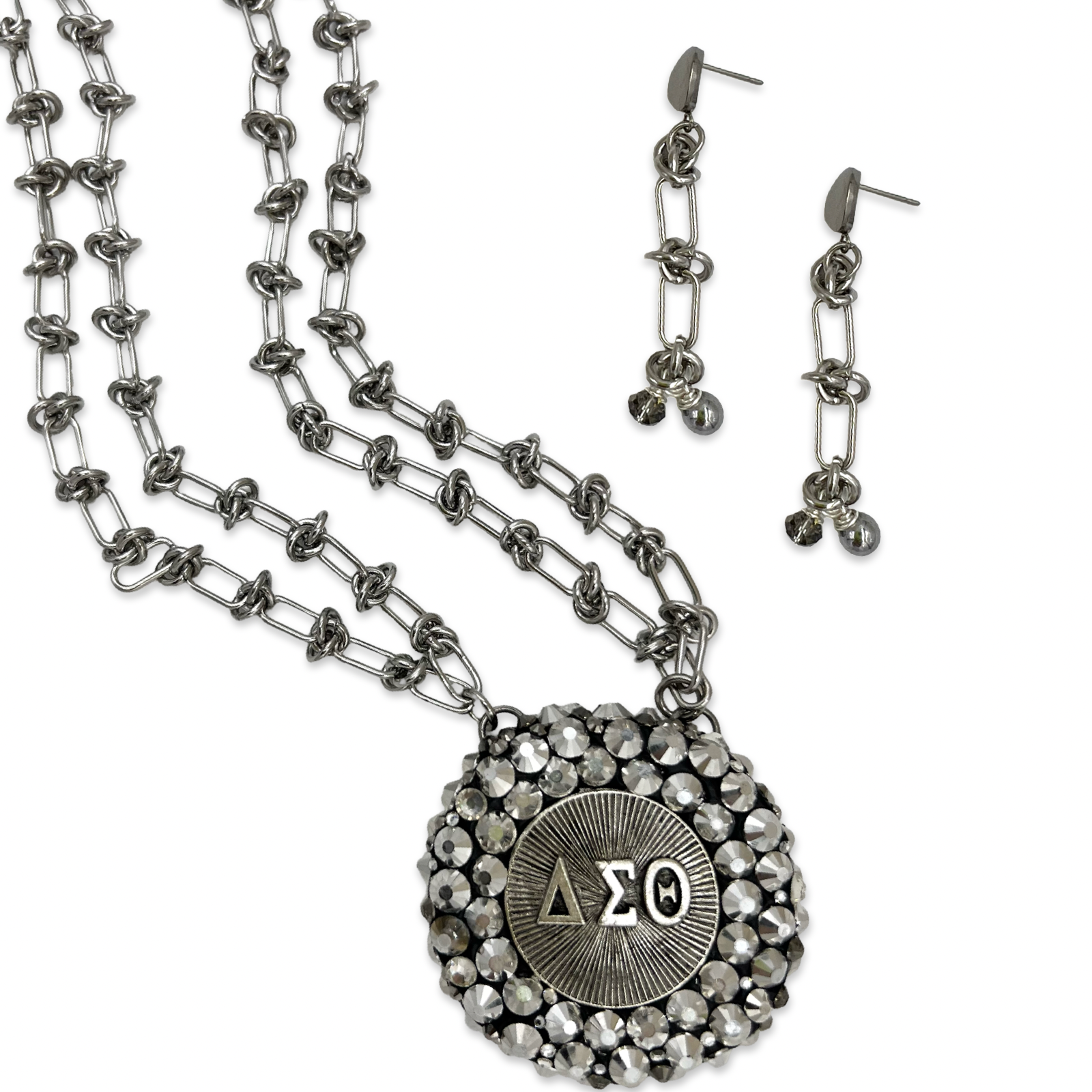 Delta Very Go Necklace