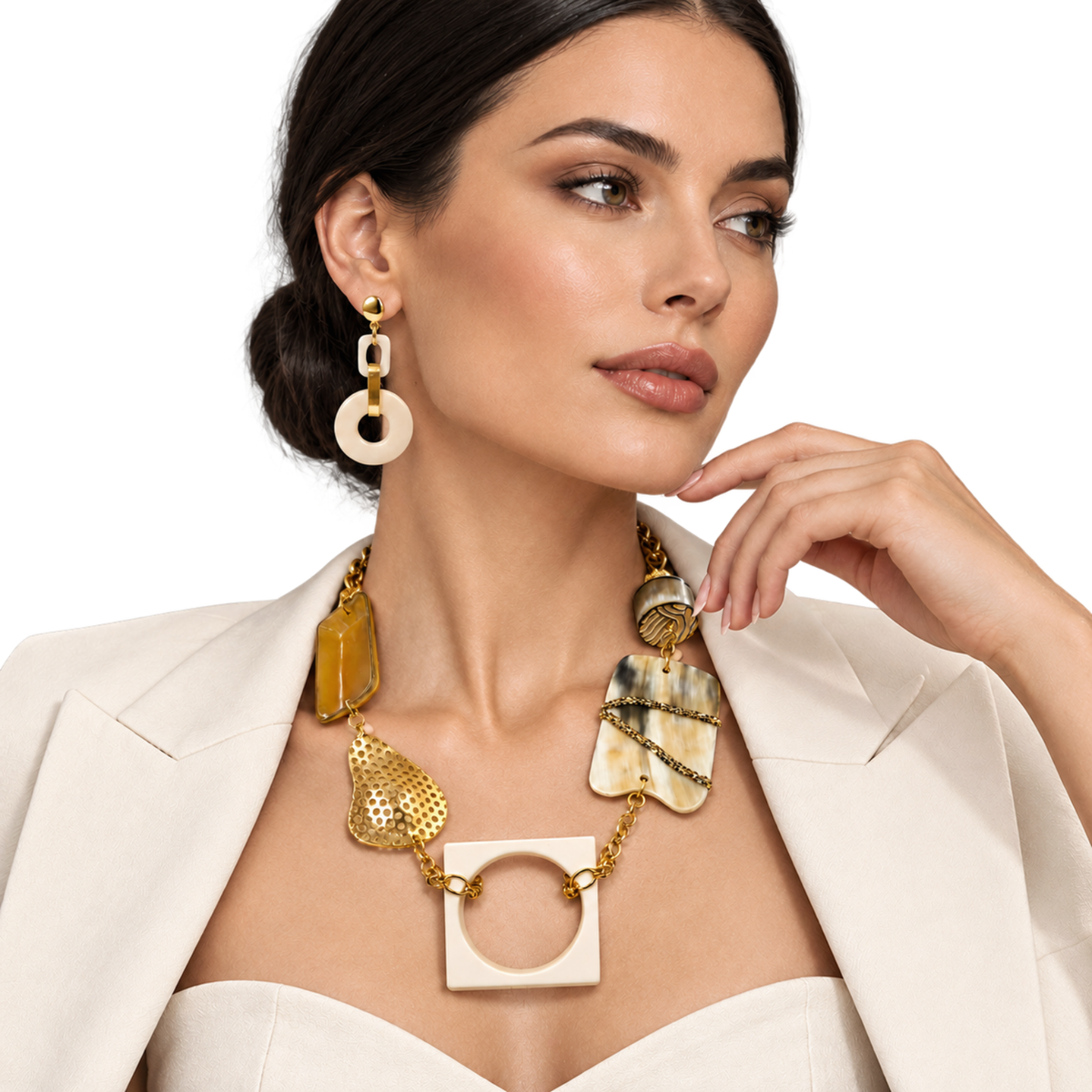 Stanis Necklace