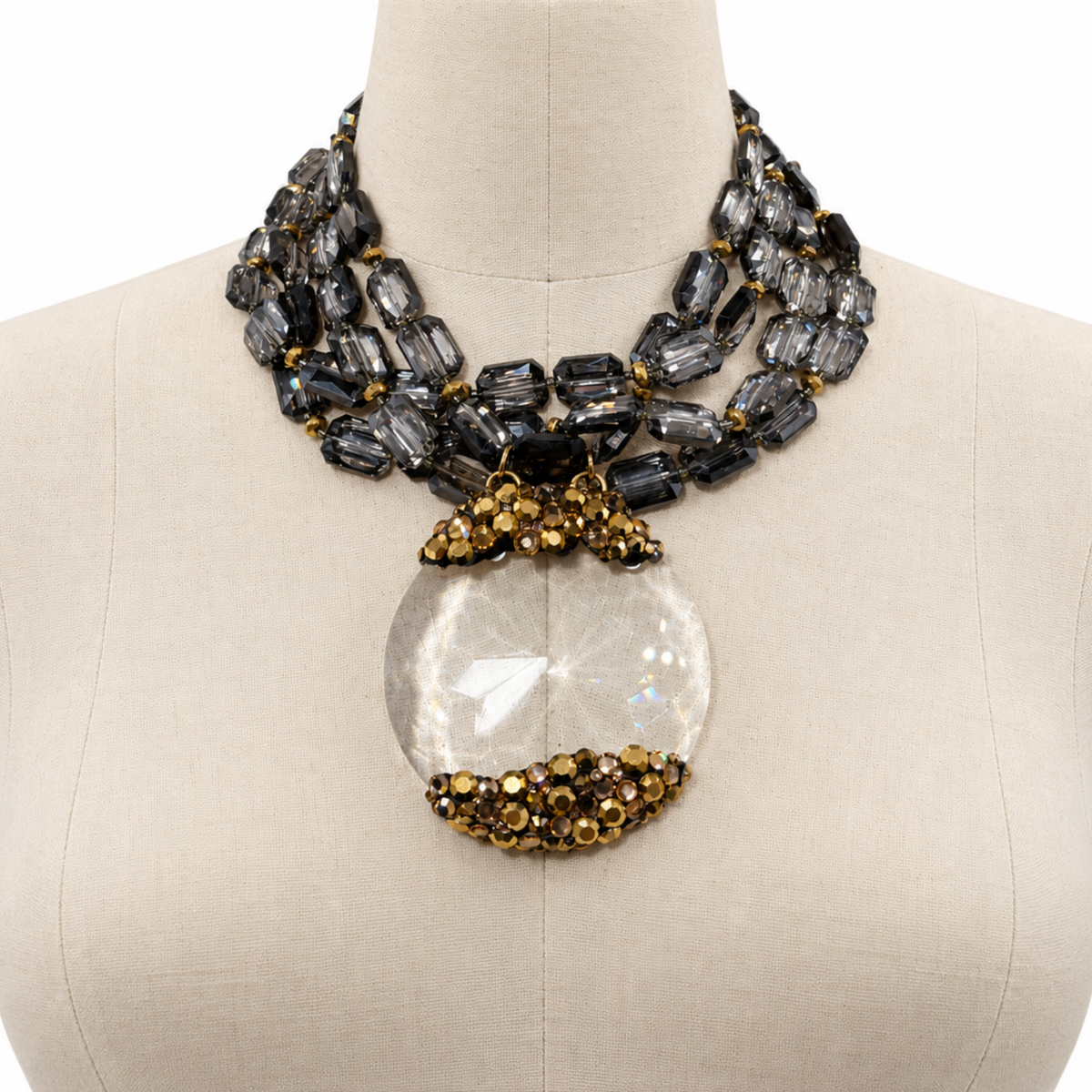 Cavel Black Necklace