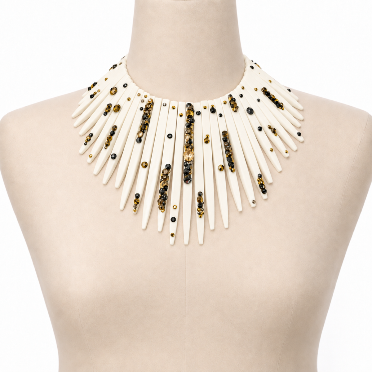 Gated Horn Necklace