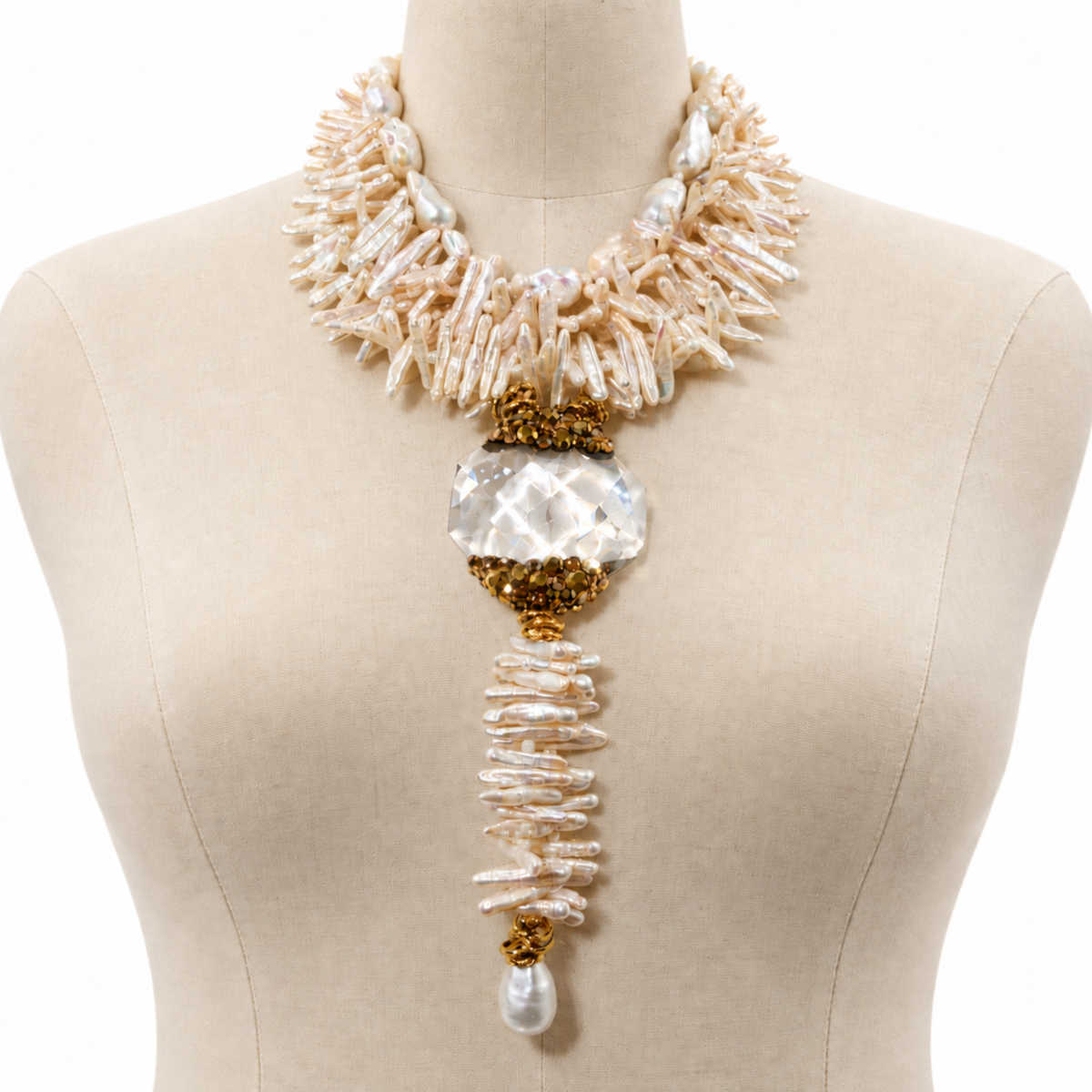 Basset Pearl Necklace