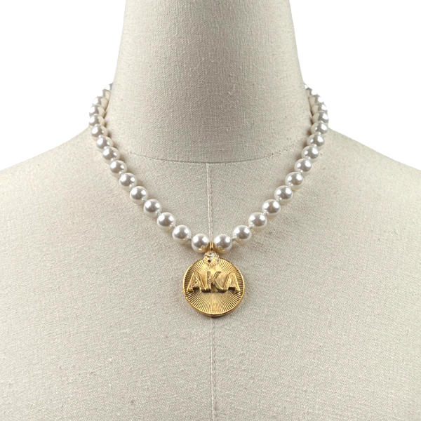 AKA Classic Pearl 10 Necklace AKA Necklaces Cerese D Jewelry Gold Radiant 
