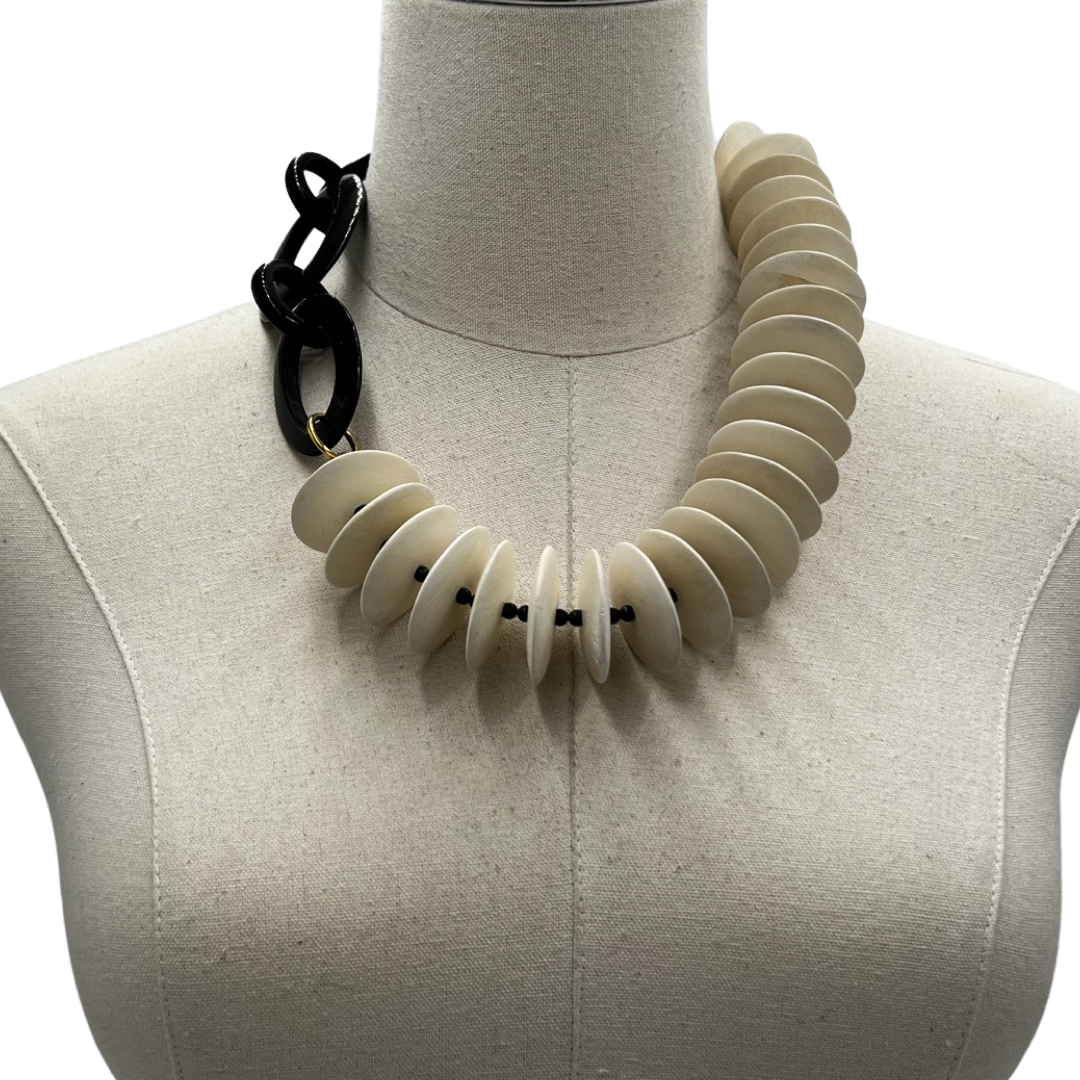 Cotton Noir Necklace