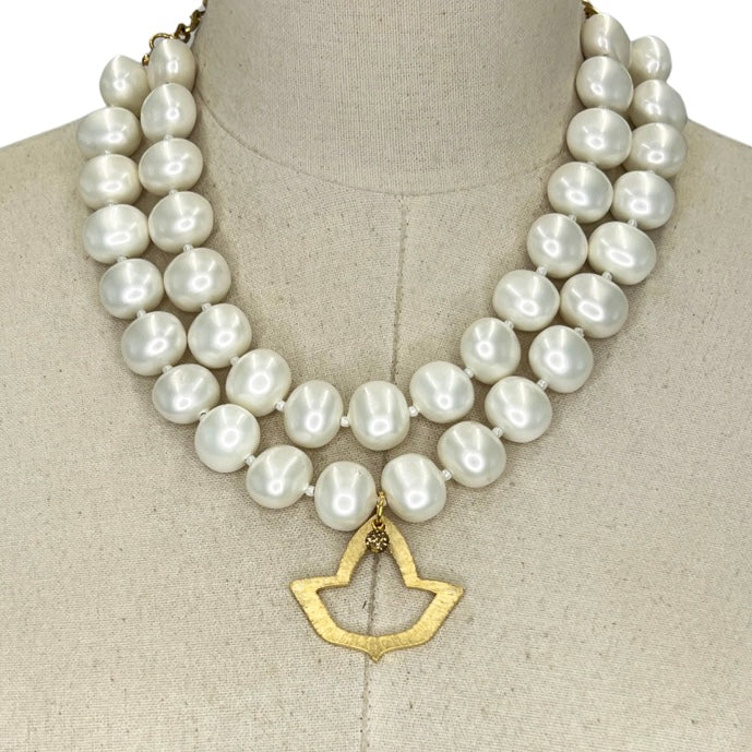 Aka Pearl custom 2024 necklace *rare find*